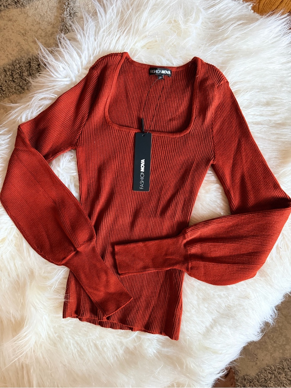 NWT Rust Sweater - Picture 4 of 7